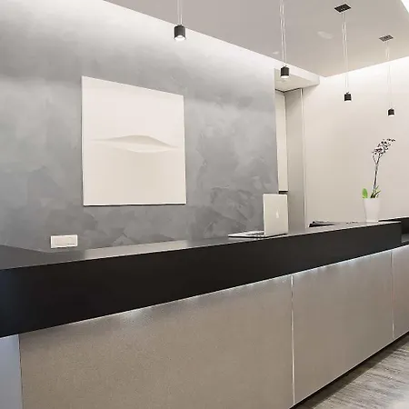 瑞皮塔瑞莱斯酒店 招待所